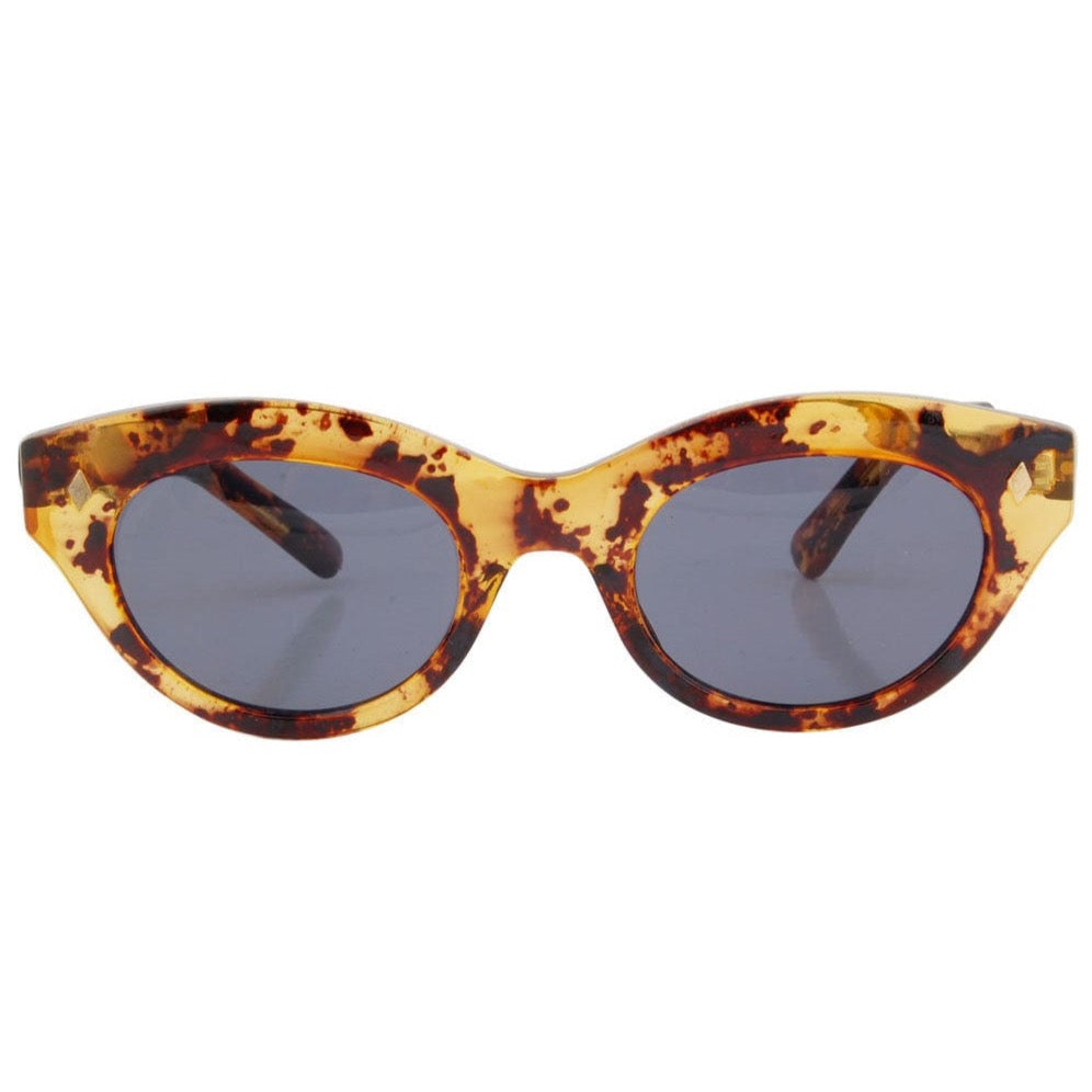 cat-eye sunglasses